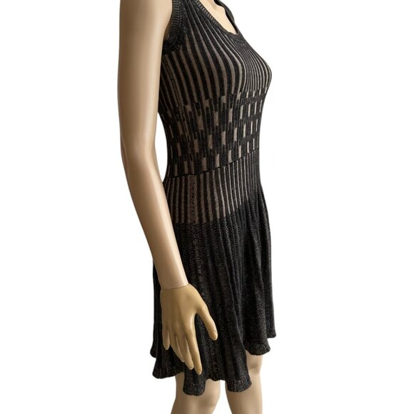 NWOT MAX STUDIO KNIT SLEEVELESS DRESS SMALL BLACK - Picture 1 of 3